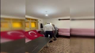 OSMAN ZAİMOĞLU BAYRAĞI TESLİM ETTİ