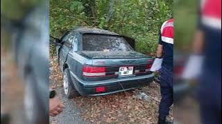 DEVREK’TE KONTROLDEN ÇIKAN OTOMOBİL YOL KENARINDAKİ AĞACA ÇARPTI