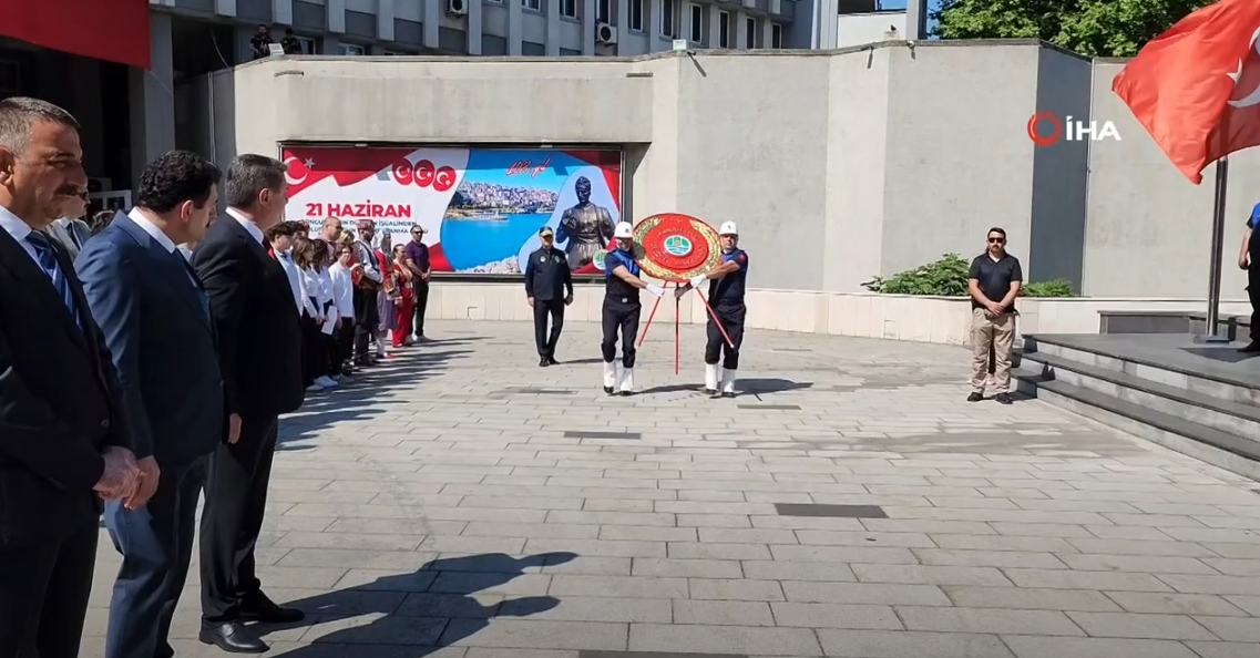 ZONGULDAK'IN DÜŞMAN İŞGALİNDEN KURTULUŞU TÖRENLE KUTLANDI