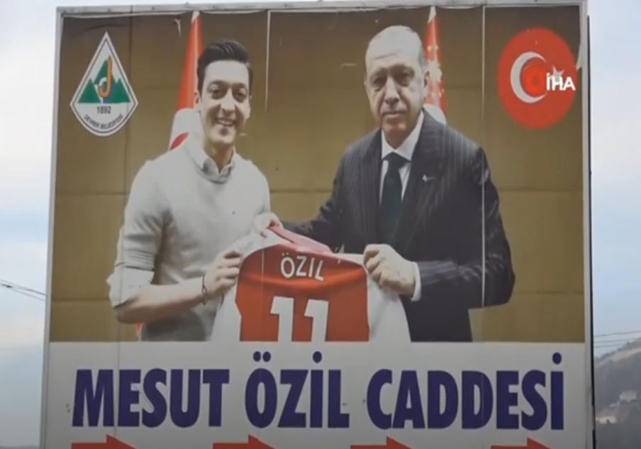 MESUT ÖZİL'İN KÖYÜNDE TRANSFER HEYECANI