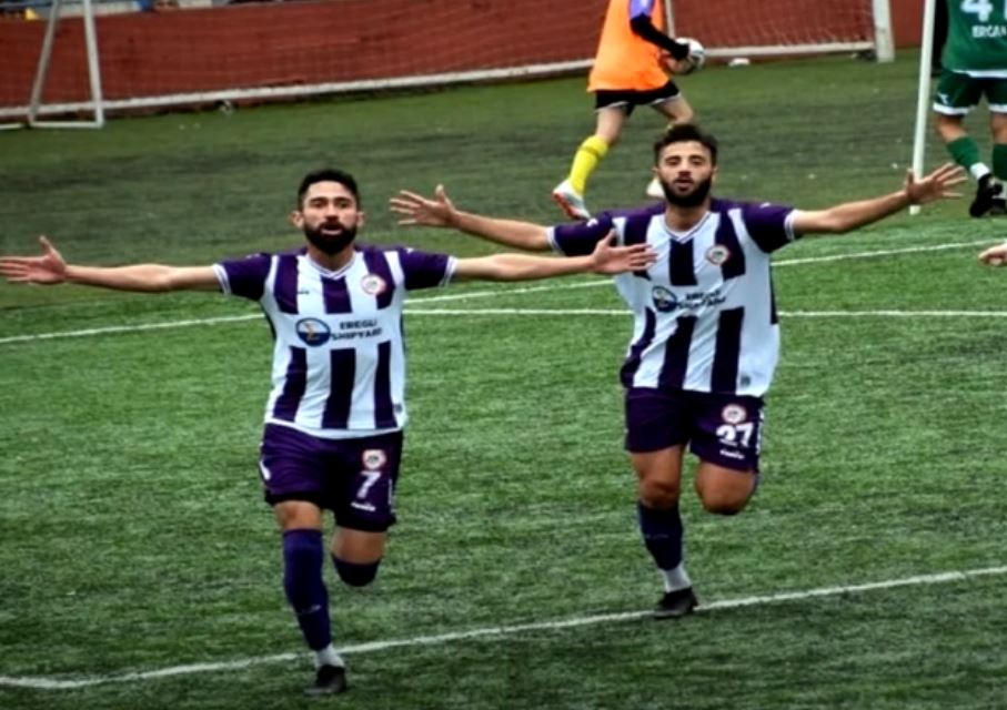 EREĞLİ BELEDİYESPOR'DA AYRILIK YAŞANDI