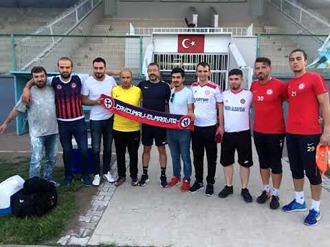 TARAFTAR FUTBOLCULARA DESTEK VERDİ