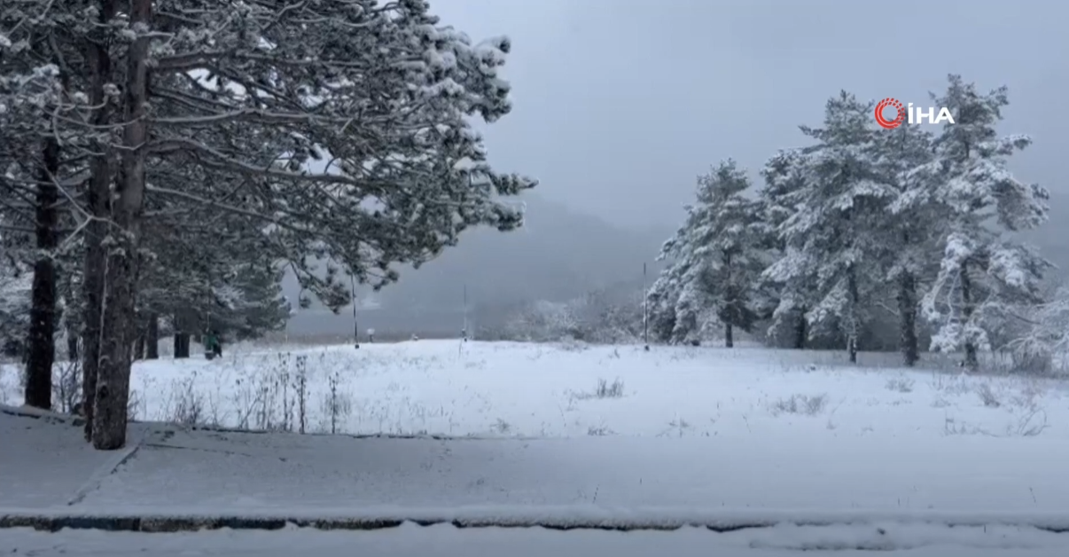 KARTALKAYA'DA KAR KALINLIĞI 1 METREYE ULAŞTI