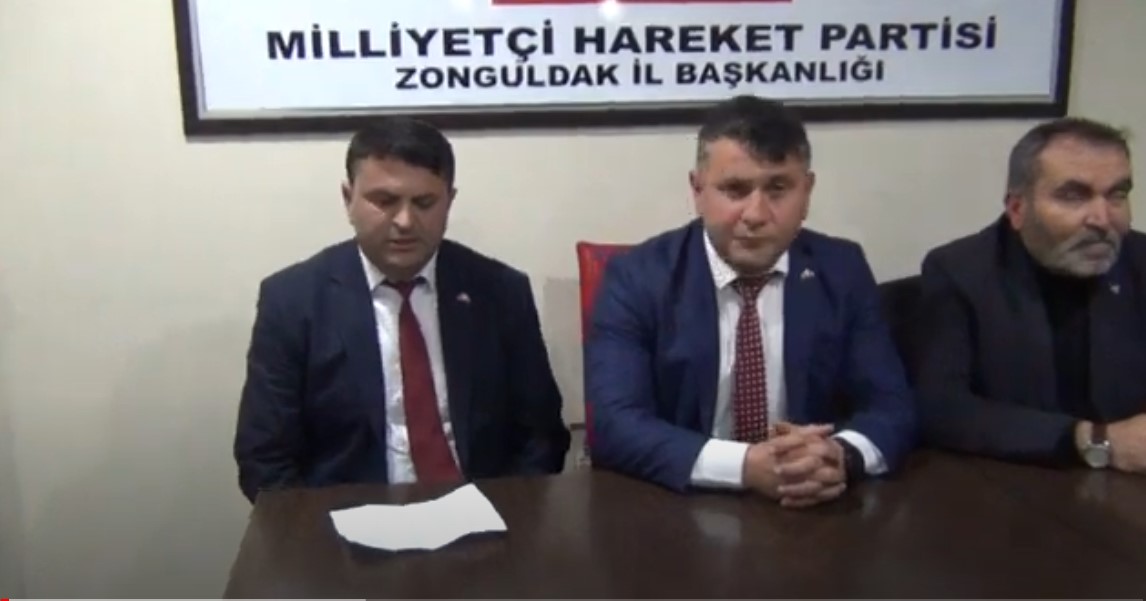 BAYRAM BOZKURT MHP'DEN ADAY ADAYLIĞINI AÇIKLADI