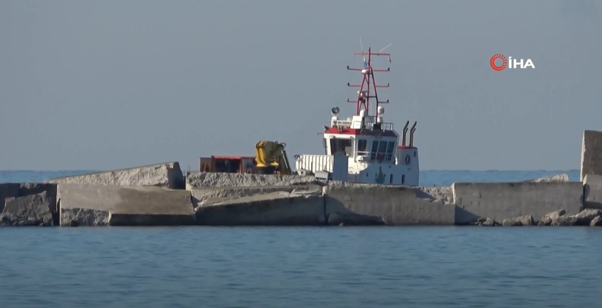 KAFKAMETLER'İN KAYIP 7 MÜRETTEBATINI ARAMA ÇALIŞMASI SÜRÜYOR