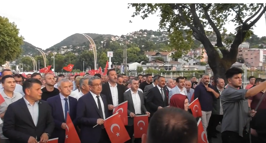 ZONGULDAK’TA 15 TEMMUZ DEMOKRASİ VE MİLLİ BİRLİK GÜNÜ BULUŞMASI