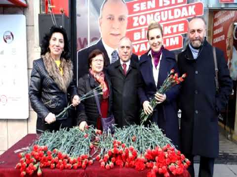 ŞANAL, KARANFİL DAĞITTI