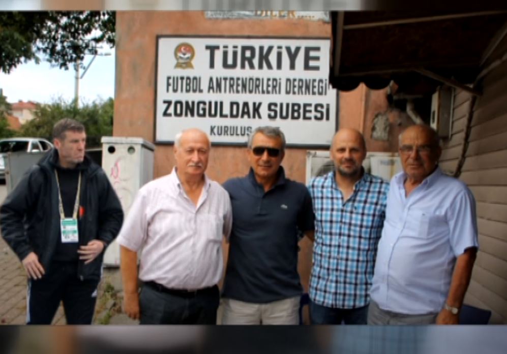 TÜFAD ŞAMPİYON HOCALARI KUTLADI